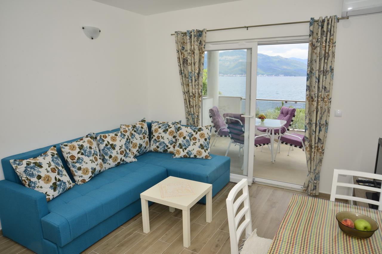 Apartmani M&E Bjelila Exteriör bild